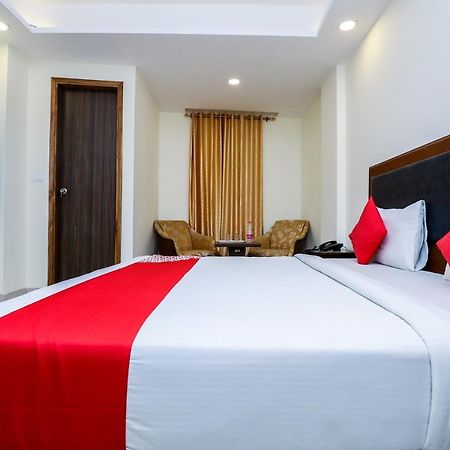 Hotel Moreton Igi Airport Νέο Δελχί Εξωτερικό φωτογραφία