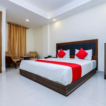 Hotel Moreton Igi Airport Νέο Δελχί Εξωτερικό φωτογραφία