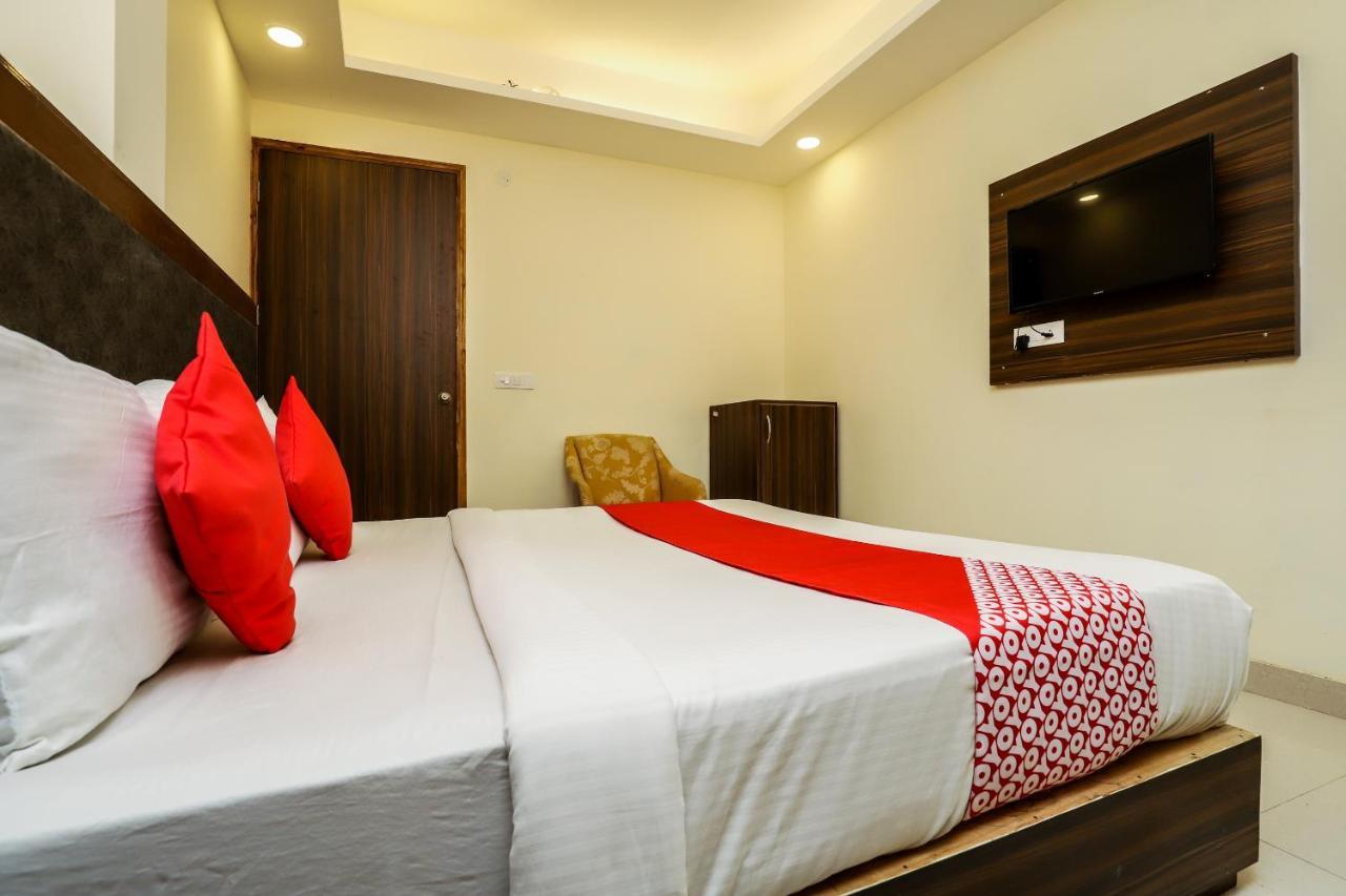 Hotel Moreton Igi Airport Νέο Δελχί Εξωτερικό φωτογραφία