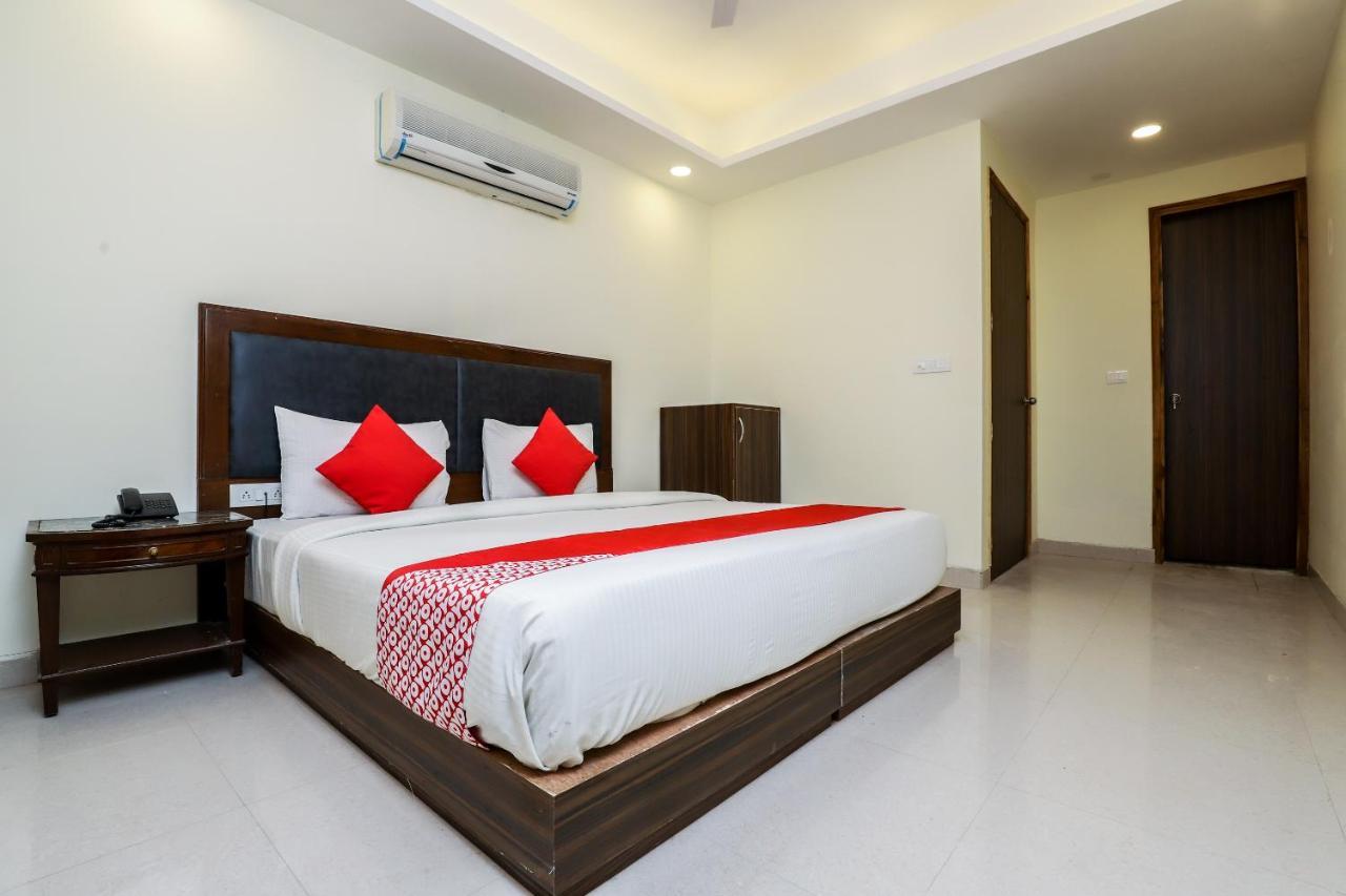 Hotel Moreton Igi Airport Νέο Δελχί Εξωτερικό φωτογραφία